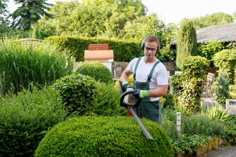 Seasonal Garden Maintenance